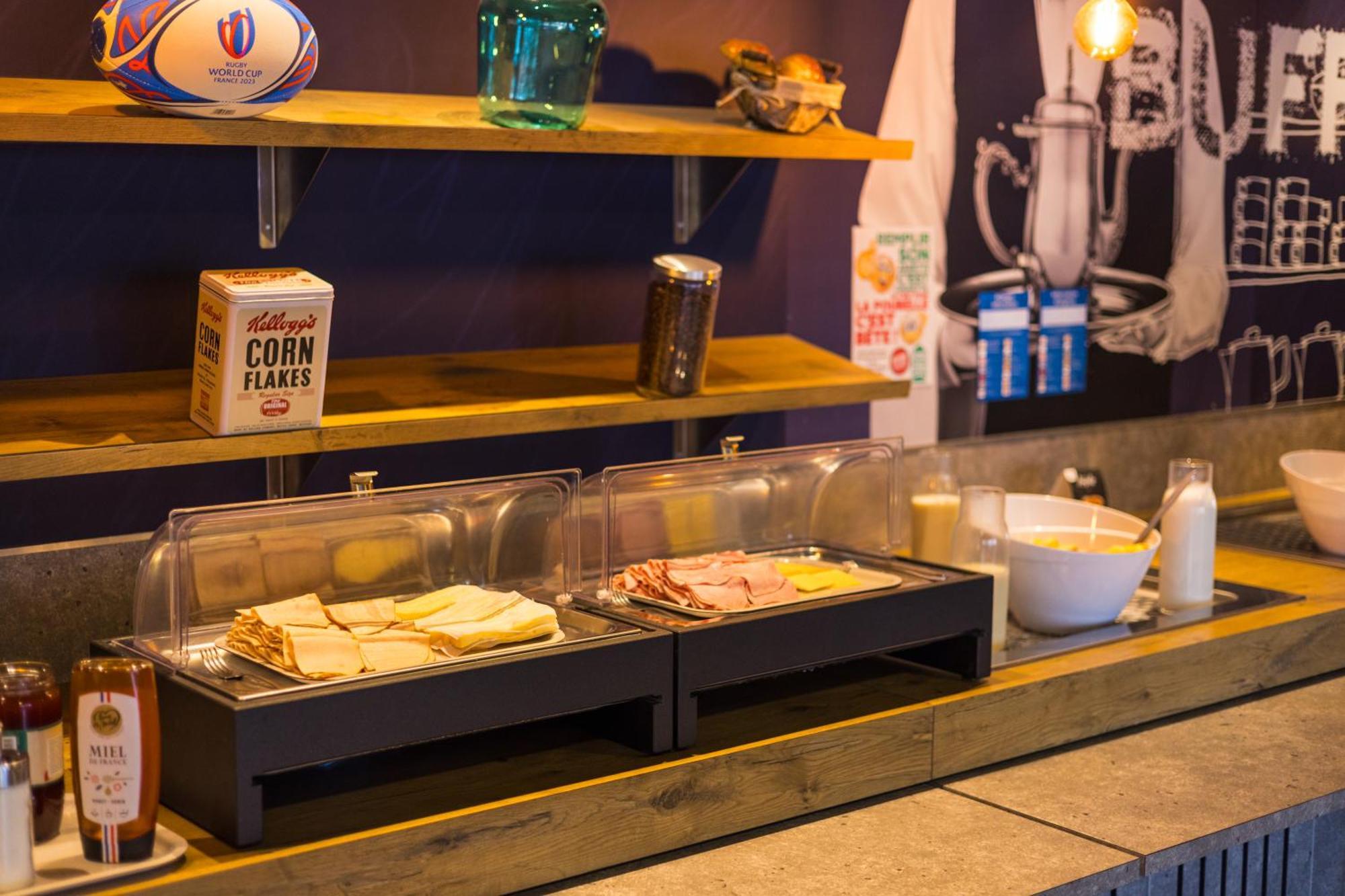 Ibis Budget Issy Les Moulineaux Paris Ouest Екстериор снимка
