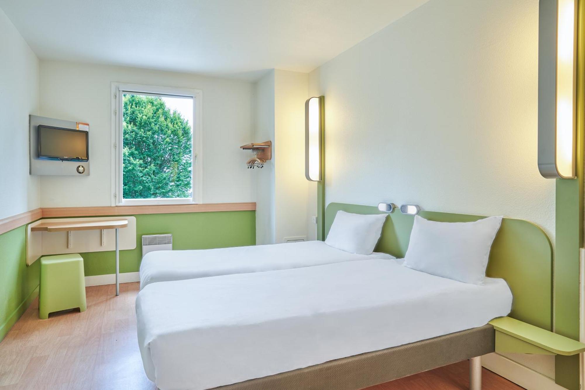 Ibis Budget Issy Les Moulineaux Paris Ouest Екстериор снимка