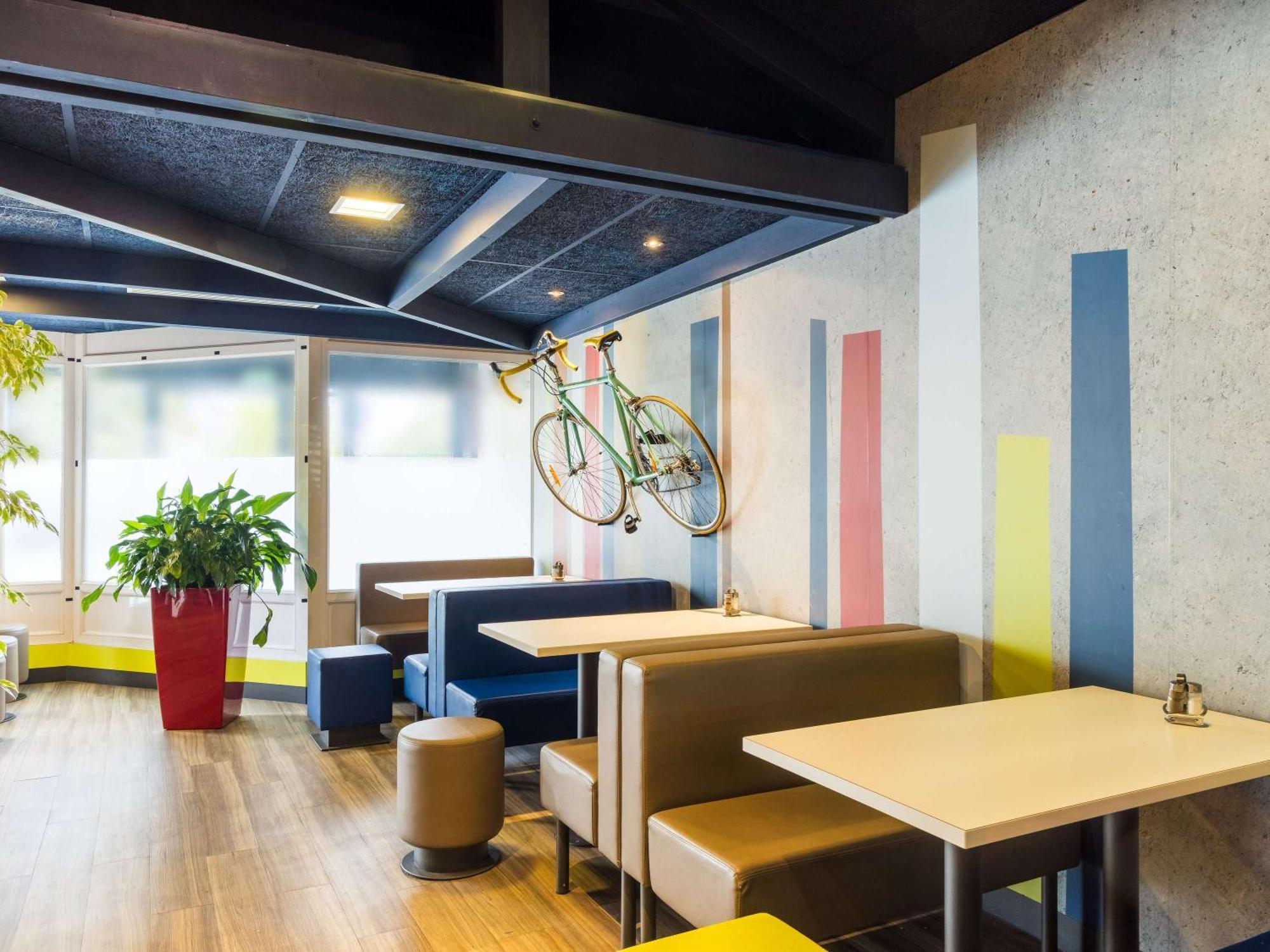 Ibis Budget Issy Les Moulineaux Paris Ouest Екстериор снимка