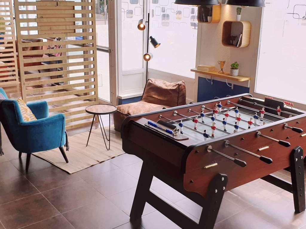 Ibis Budget Issy Les Moulineaux Paris Ouest Екстериор снимка